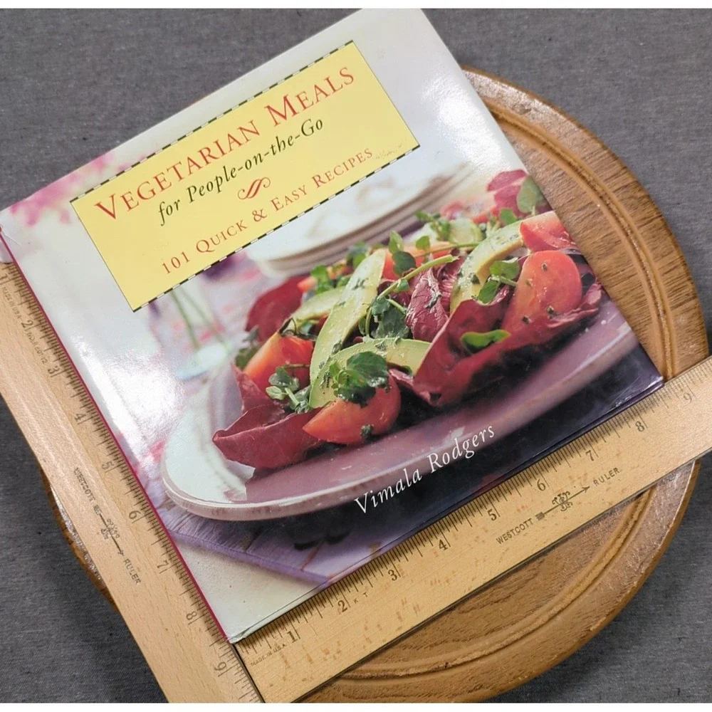 2002 Vegetarian Meals‎ For People On The Go by Vimala Rodgers VTG HC 101 Recipes